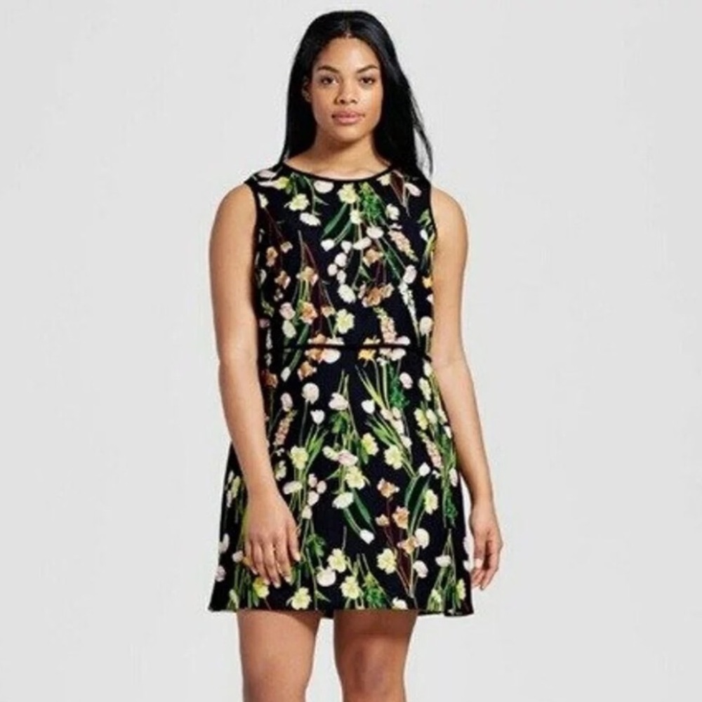 Victoria Beckham spring dress brand new!! 🌸
